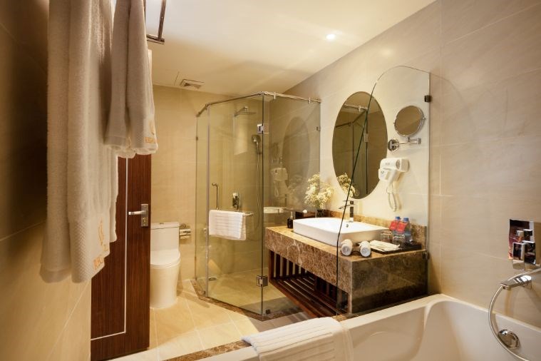 Deluxe Partial Triple Sea View